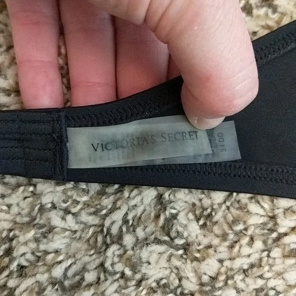 Swimsuit top, Victoria's Secret - Picture 3 of 4